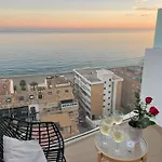 Panoramic Seaview Penthouse The Wave Διαμέρισμα *